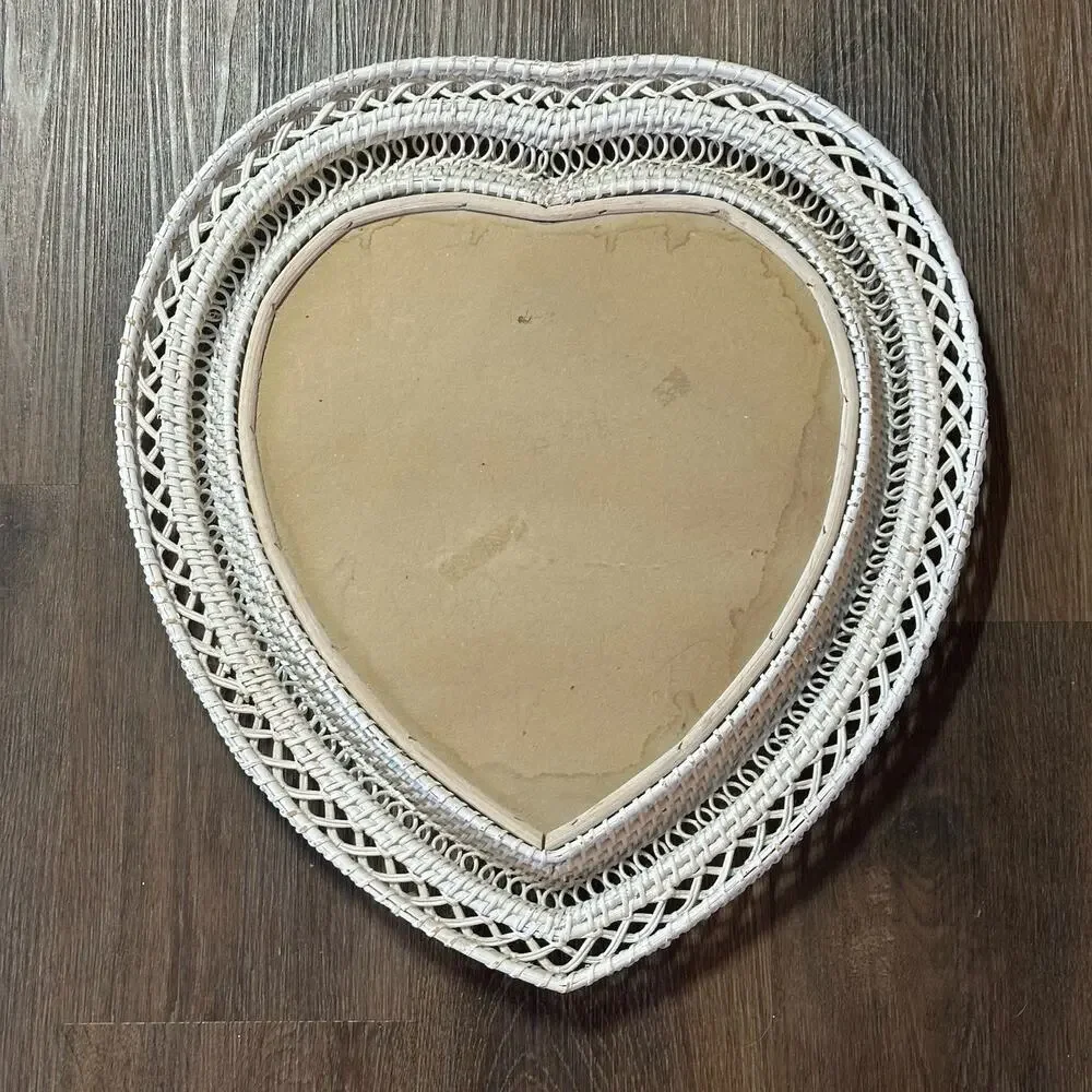 Vtg Open Weave Heart Shaped White Wicker Wall Mirror Boho Shabby Chic 18X19